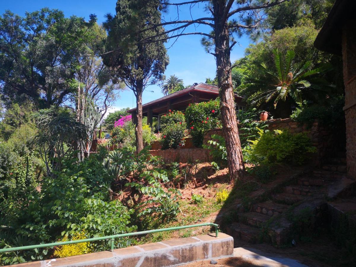Hotel Metsing At Harties à Hartbeespoort Extérieur photo