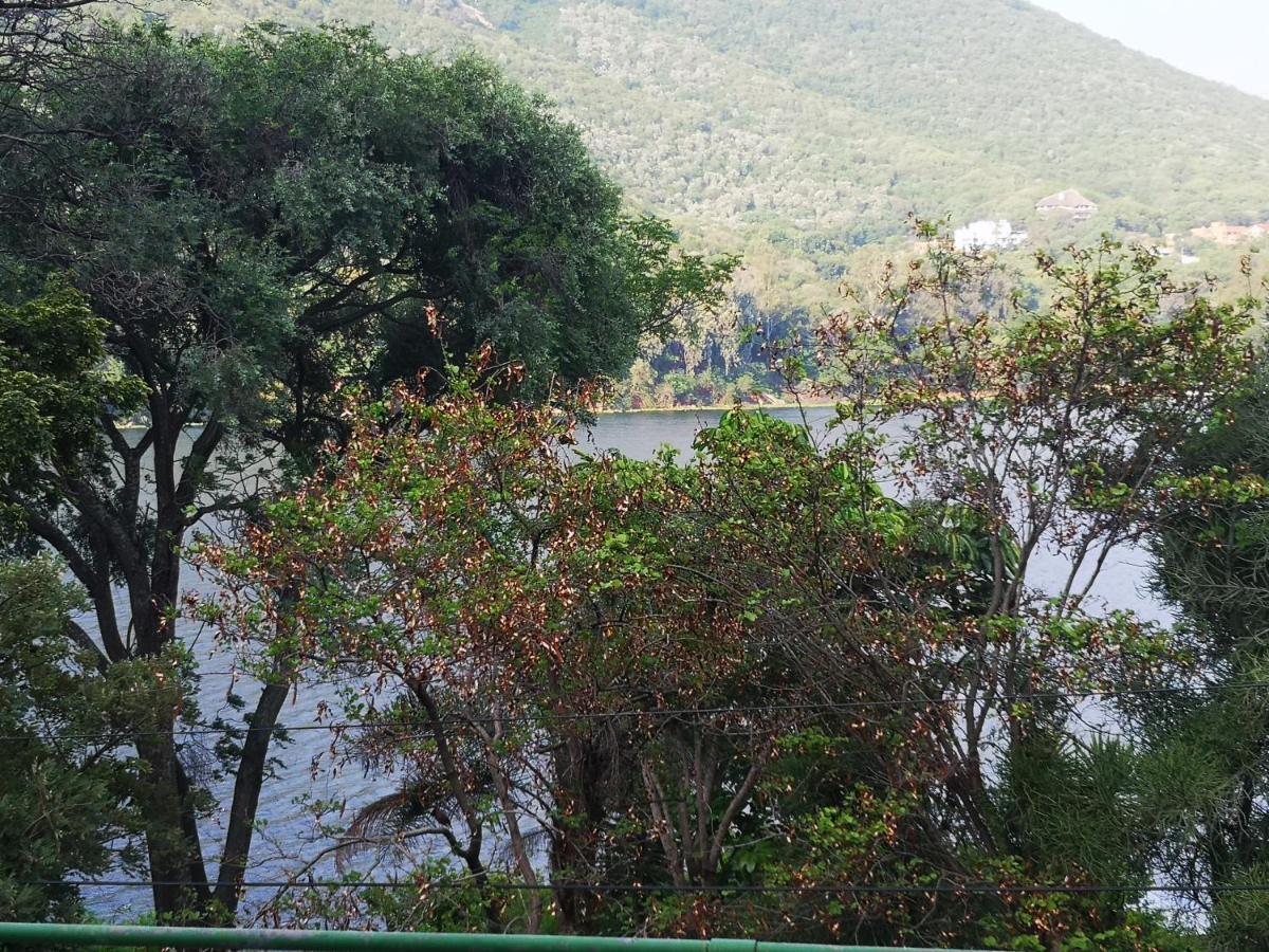 Hotel Metsing At Harties à Hartbeespoort Extérieur photo
