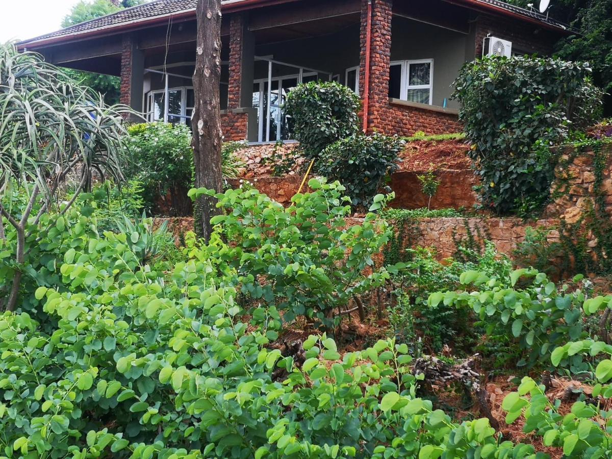 Hotel Metsing At Harties à Hartbeespoort Extérieur photo