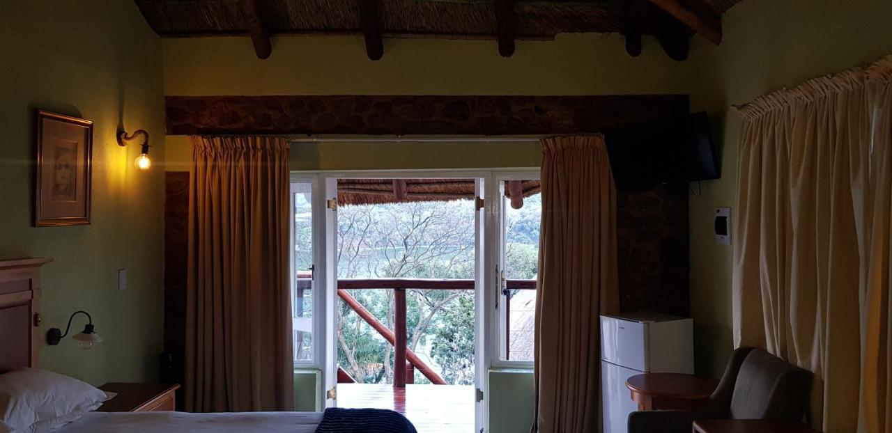 Hotel Metsing At Harties à Hartbeespoort Extérieur photo