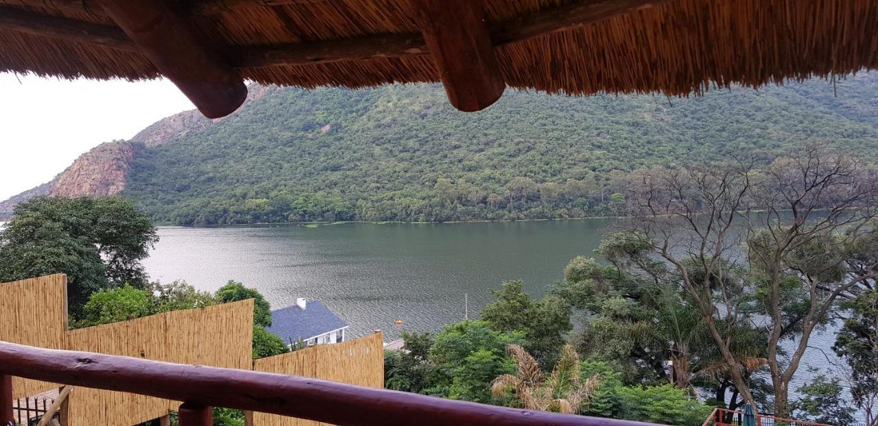 Hotel Metsing At Harties à Hartbeespoort Extérieur photo