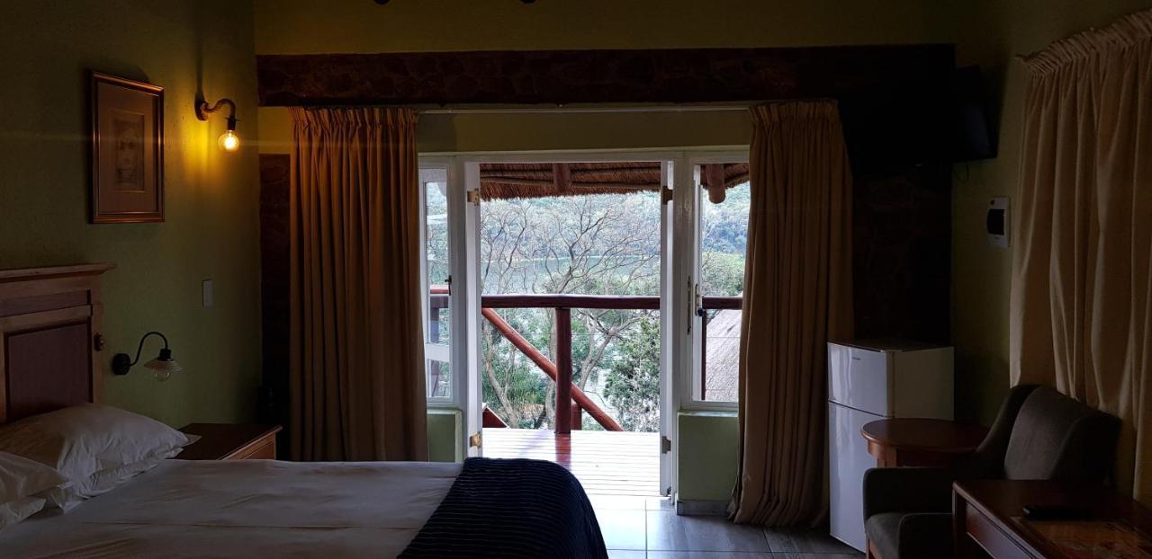 Hotel Metsing At Harties à Hartbeespoort Extérieur photo