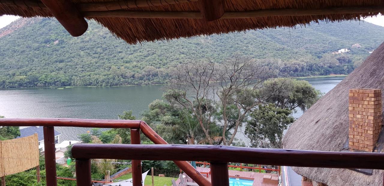 Hotel Metsing At Harties à Hartbeespoort Extérieur photo